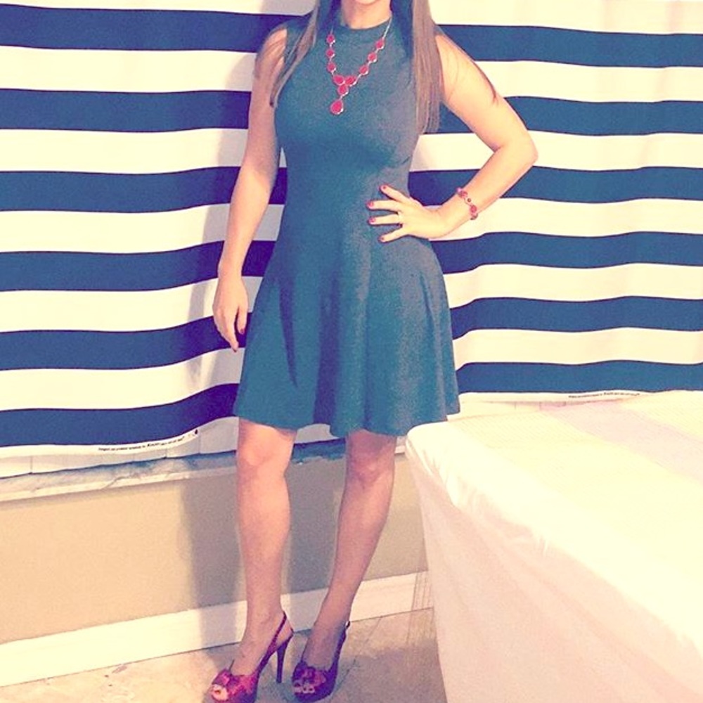 Grey fitted dress!